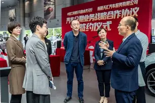 金年会官方网站-包含新疆广汇官宣签约备战亚冠今晚国际米兰备战荷甲，媒体一致点评：集结日马赛备战中超的词条